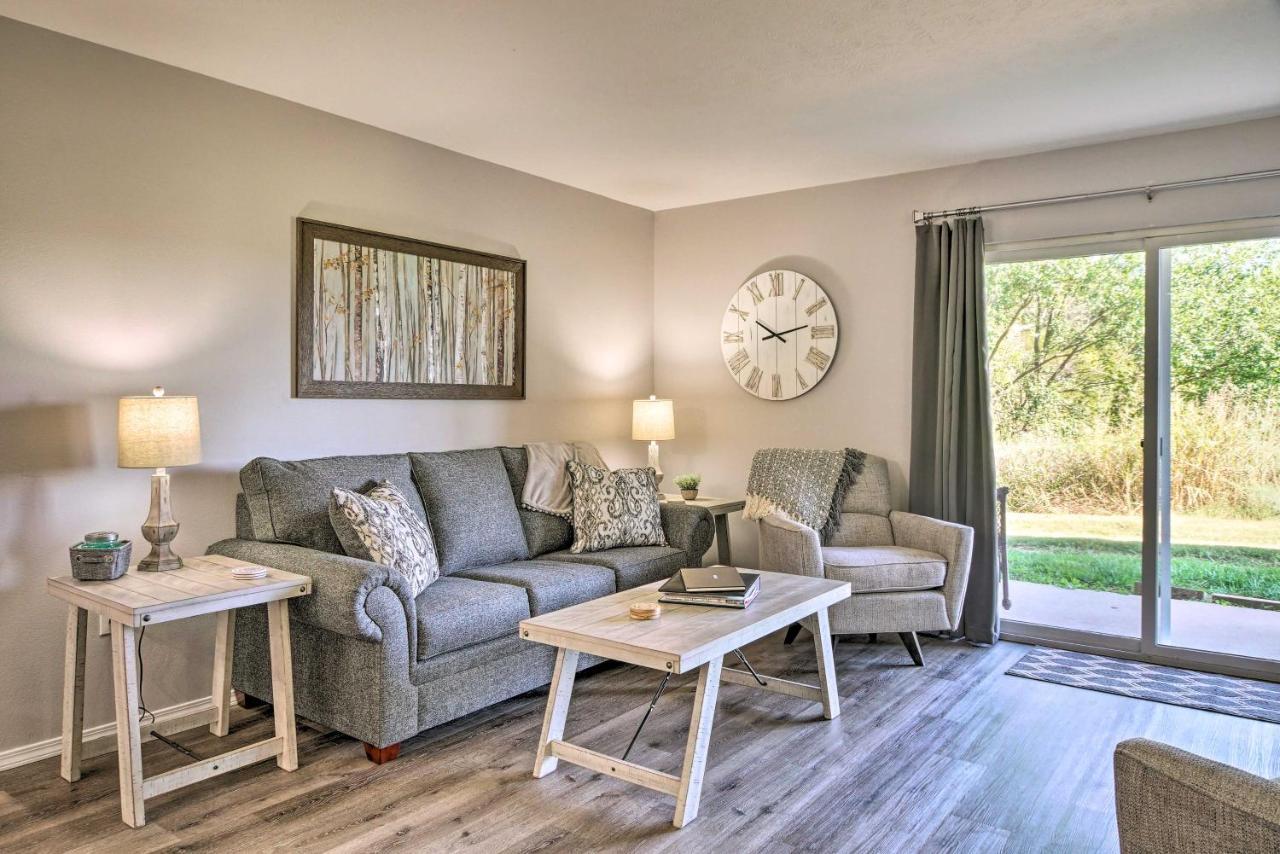 Cozy Condo With Pool Access, 5 Mi To Table Rock Lake Бренсън Екстериор снимка