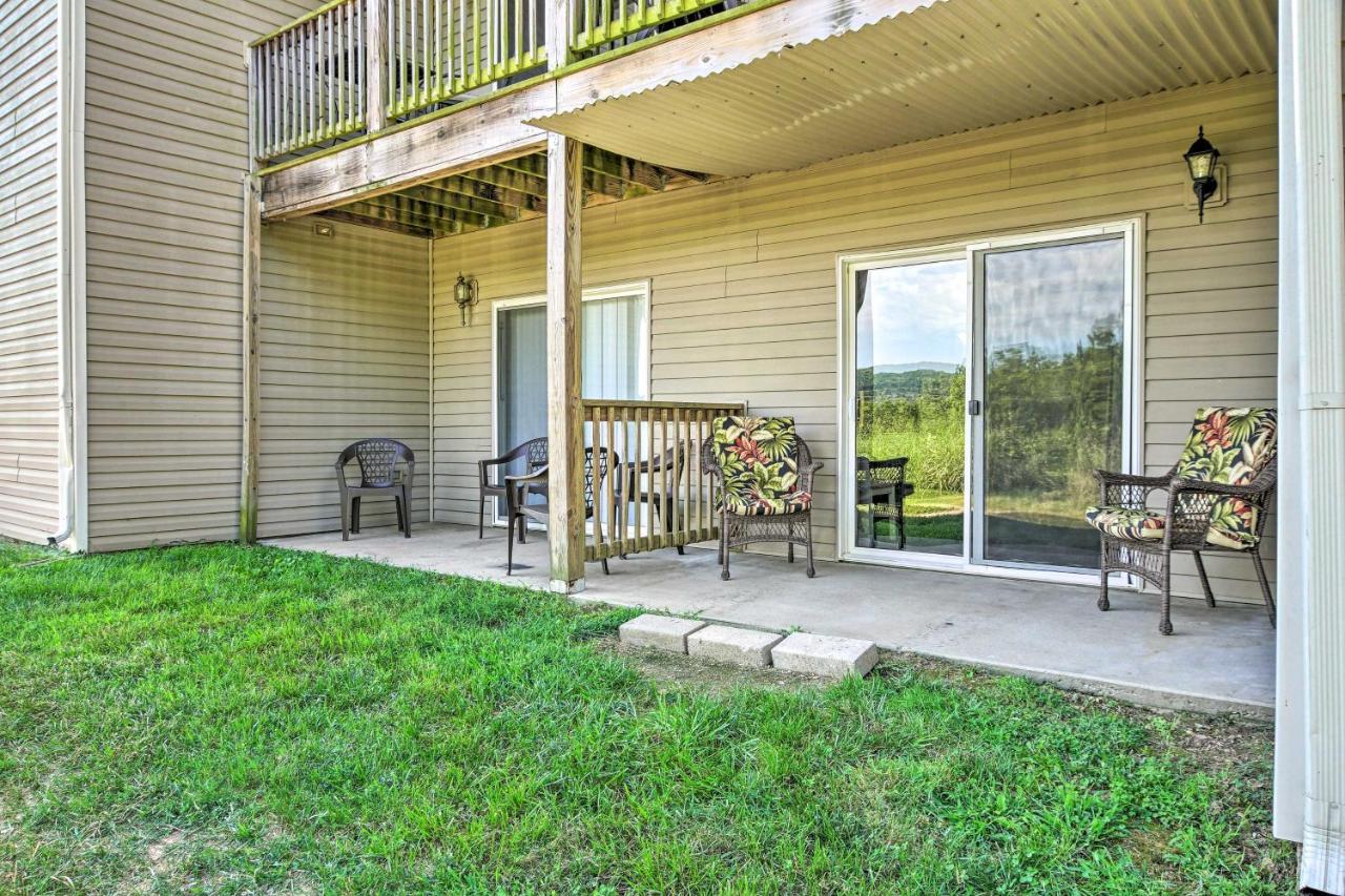 Cozy Condo With Pool Access, 5 Mi To Table Rock Lake Бренсън Екстериор снимка